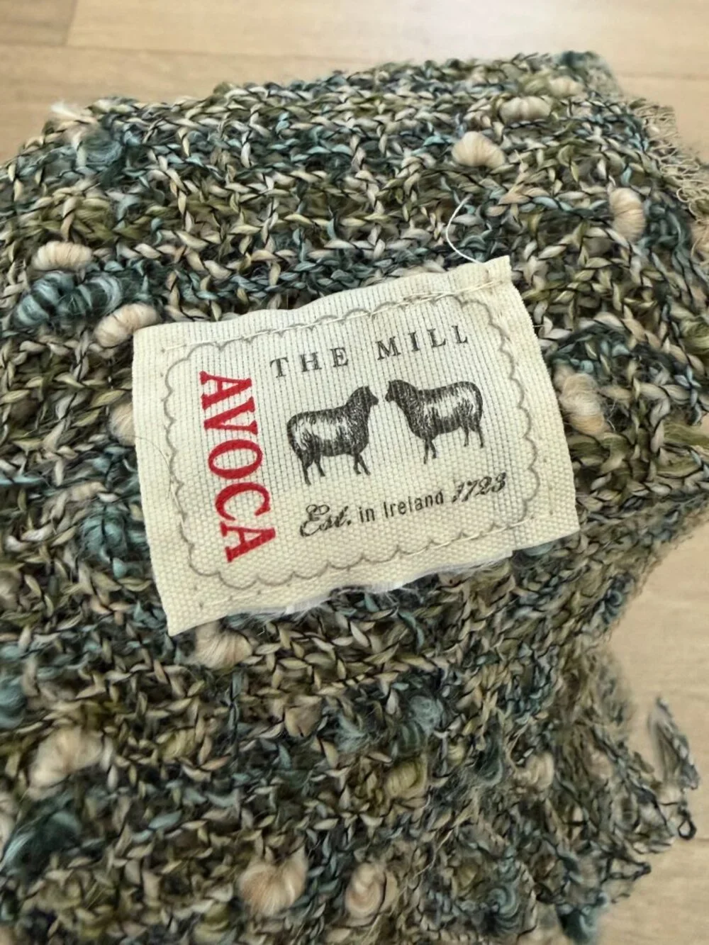 AVOCA The Mill Ireland Handweavers Cream, Blue, Grn Knotty Textured Scarf Fringe